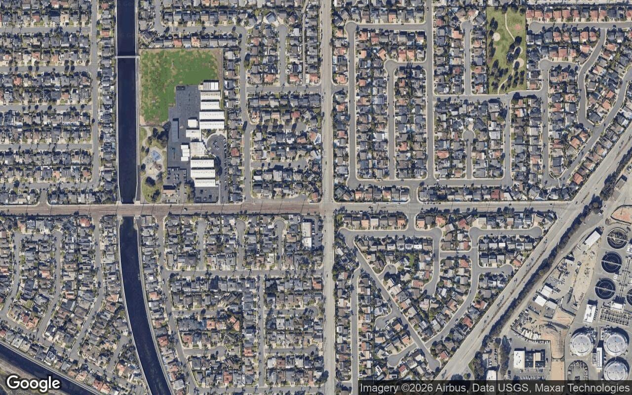 Satellite aerial view of South Huntington Beach in Huntington Beach, California, showing the neighborhood's streets and surroundings.